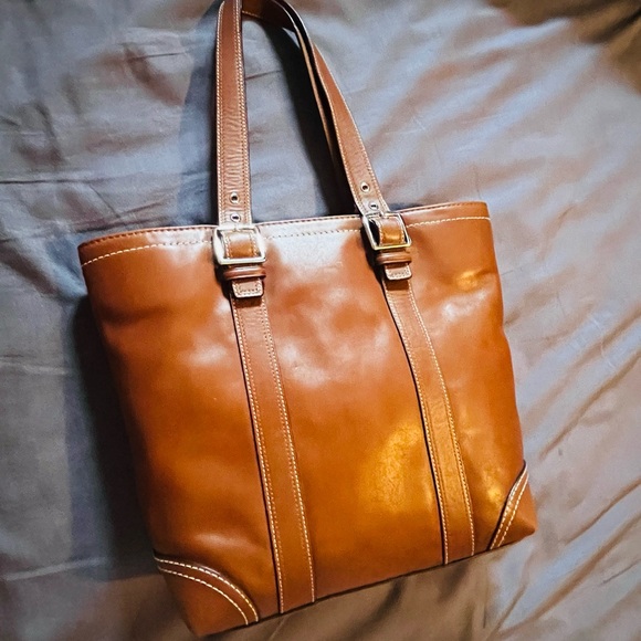 Vintage style COACH purse - Picture 4 of 5